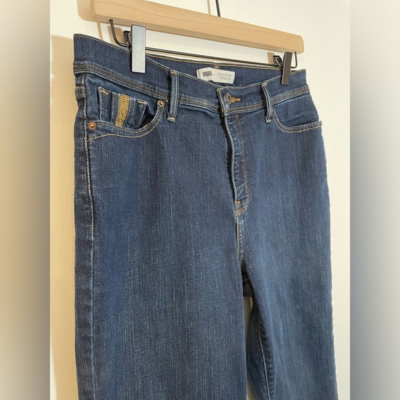 Levi’s Womens Perfectly Slimming 512 Straight Leg Dark Wash Denim Jeans Size 12 - Picture 3 of 13